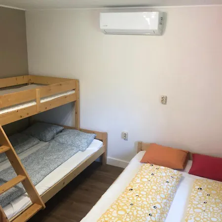 Πανσιόν Fekete Golya Pihenohaz 3*