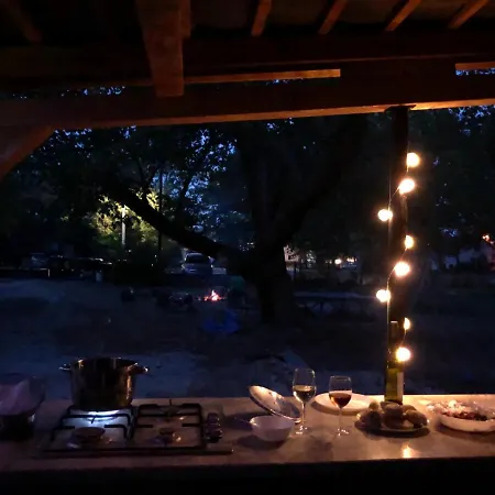 Fekete Golya Pihenohaz 招待所