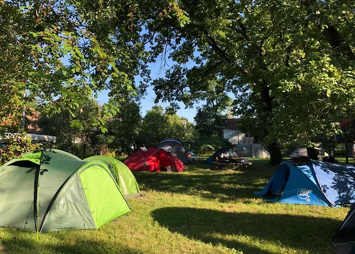 Fekete Golya Pihenohaz 3*