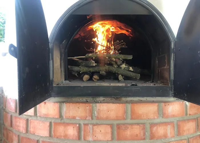 Fekete Gólya Vendégház Baja